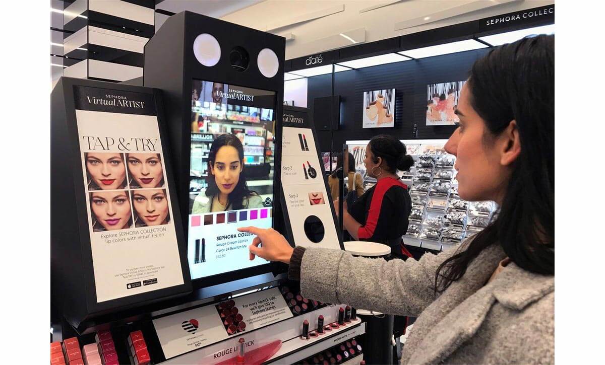 Sephora leverages cutting-edge technologies like AR and VR to try out products