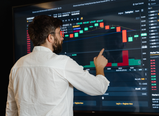 Low Customer Engagement and Stagnant Trading Activity