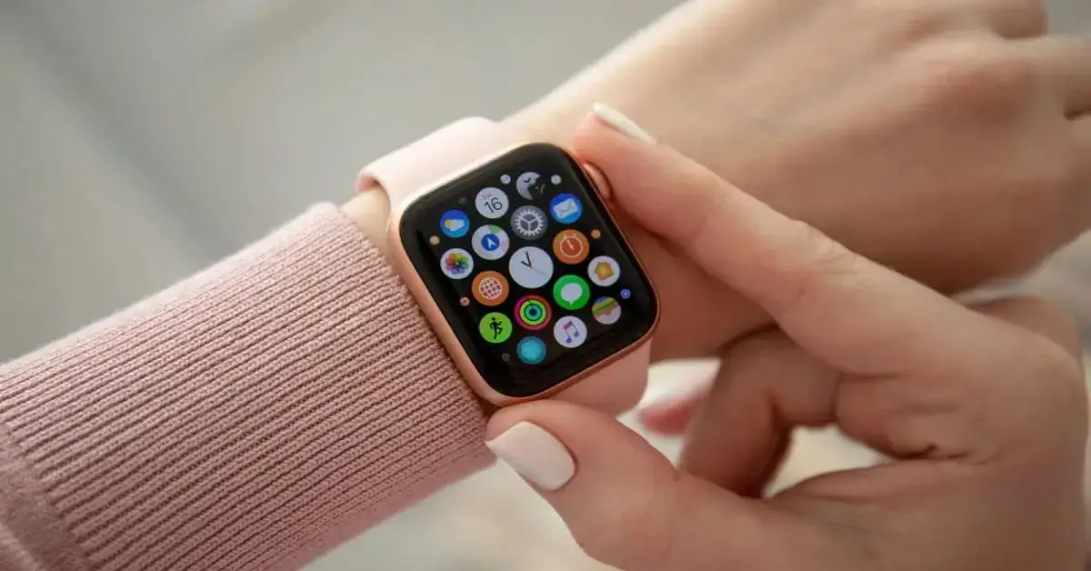 Apple watch or Apple smartwatch